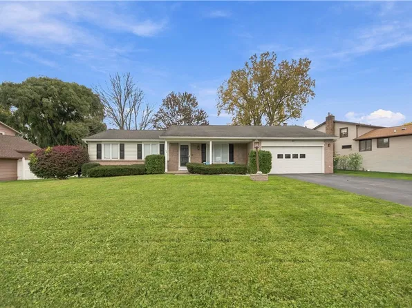 54 Old English Dr, Rochester, NY 14616