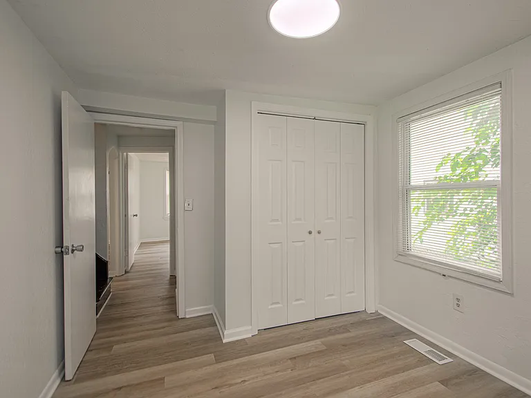 7800 Jefferson St — Photo 20