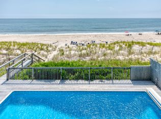 40 Dune Rd, Hampton Bays, NY 11946