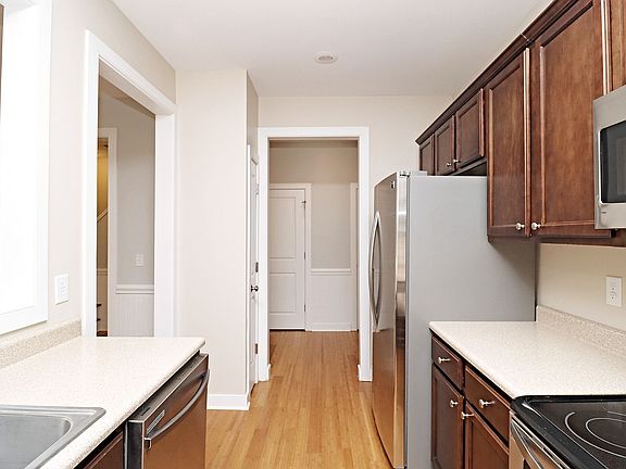 5th image of 357 Westfield Rd