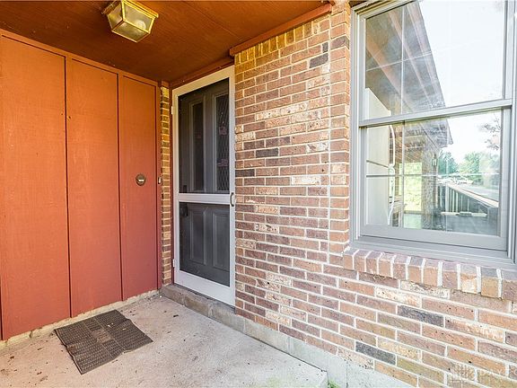 5th image of 1134 Katie Cir