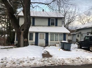 19 Hazel Ave, Livingston, NJ 07039