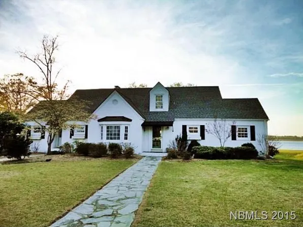 308 Madam Moores Ln Unit A, New Bern, NC 28562