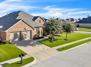 1200 Wedgewood Dr, Forney, TX