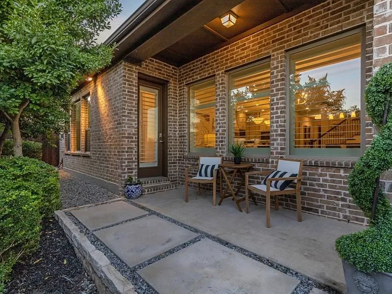 9142 Rock Daisy Ct — Photo 12