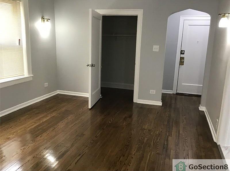 1st image of 8019 S Champlain Ave APT 1E