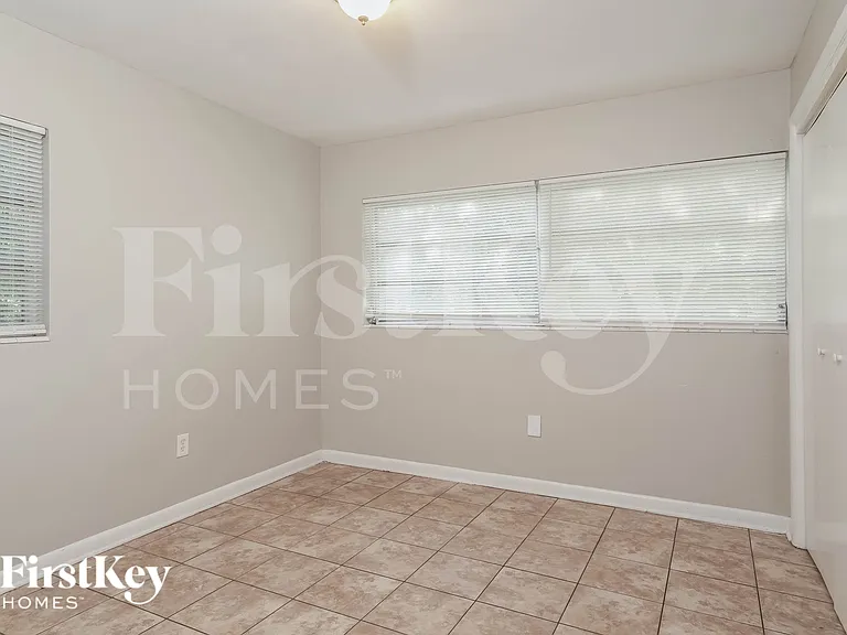 2623 New Jersey Rd — Photo 15