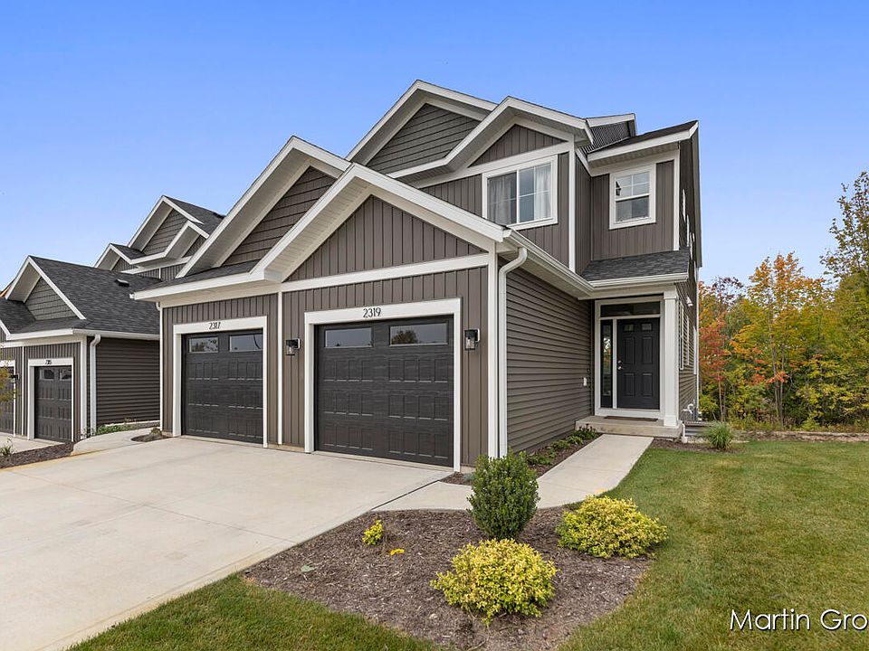 1st image of 2233 NE Watertown Way