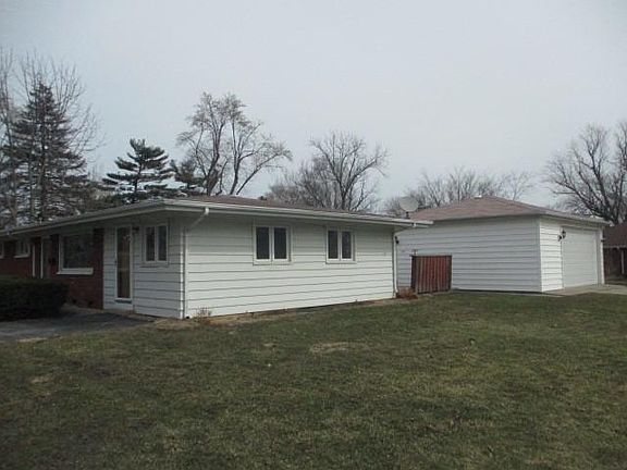 2nd image of 260 Crescent Dr