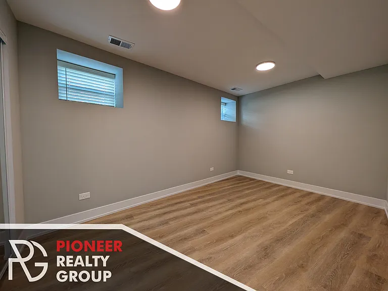 440 W Belden Ave #428-17 — Photo 10