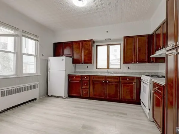 58 Westervelt Ave Floor 1, Hawthorne, NJ 07506
