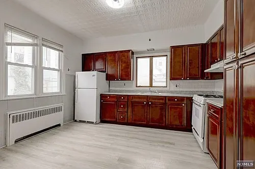 58 Westervelt Ave #1 Photo 1 58 Westervelt Ave #1 Photo 1