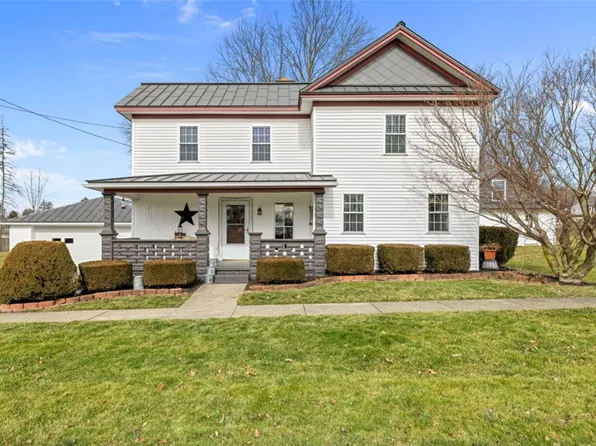 208 Summit St, Jamestown, PA 16134