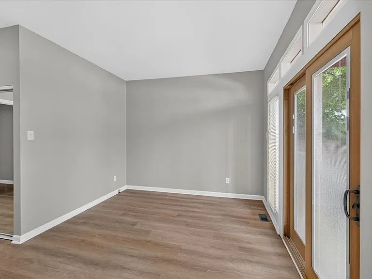 1207 Mackay Pl #1F — Photo 20