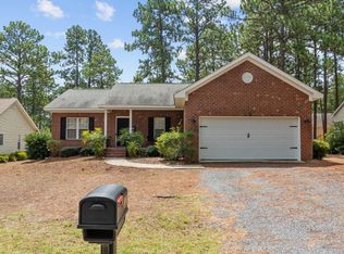 12 Cameron Ln, Pinehurst, NC 28374