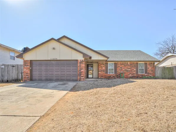 11604 Lochwood Dr, Yukon, OK 73099