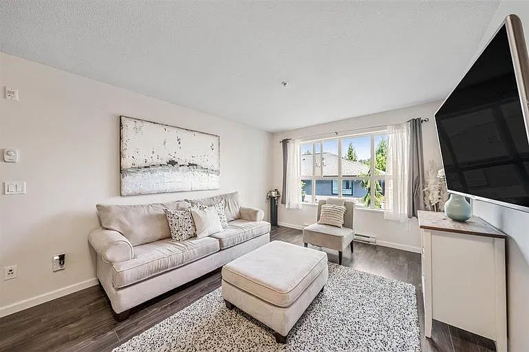 2 bed, 2.0 bath, 850 sqft, $2,100 — Photo 2