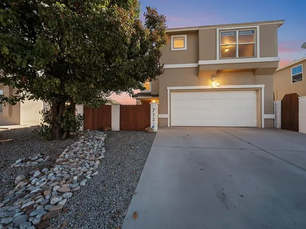 712 Sandy Dr NW, Albuquerque, NM 87120