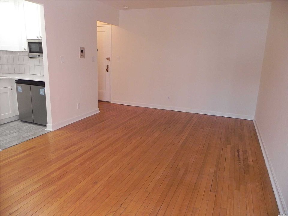 15 Clent Rd Great Neck NY Zillow