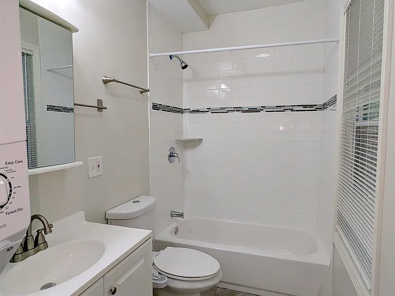44 Cogswell Ave — Photo 10