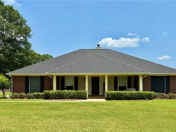 535 Breckenridge Dr E, Mobile, AL 36608