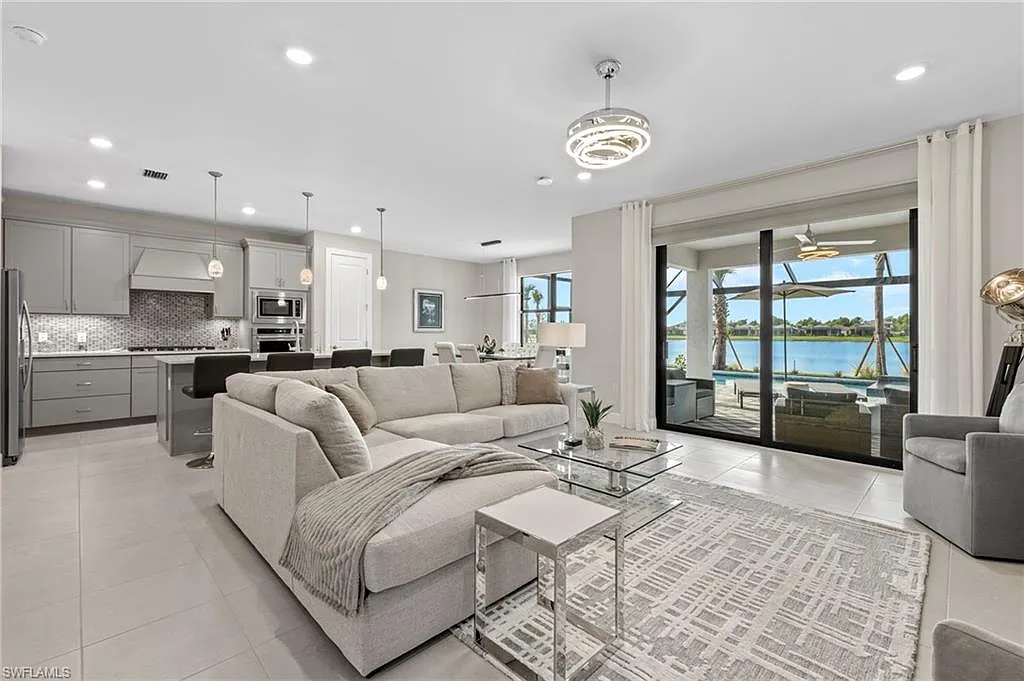 4 bed, 3.0 bath, 2615 sqft, $11,000 — Photo 3