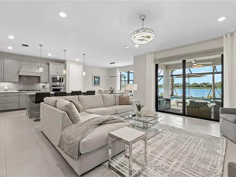 2147 Yellowfin Cir — Photo 3