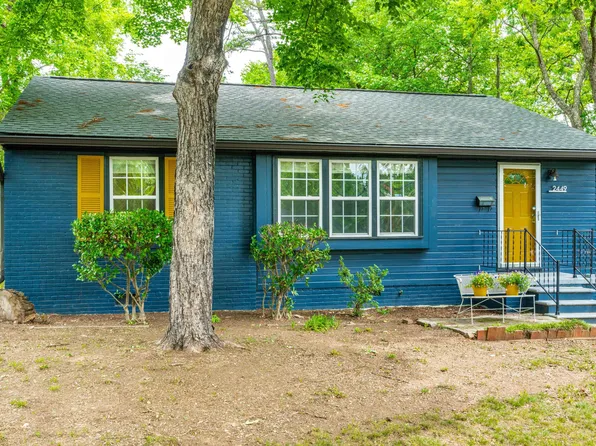 2449 Derby Dr, Raleigh, NC 27610