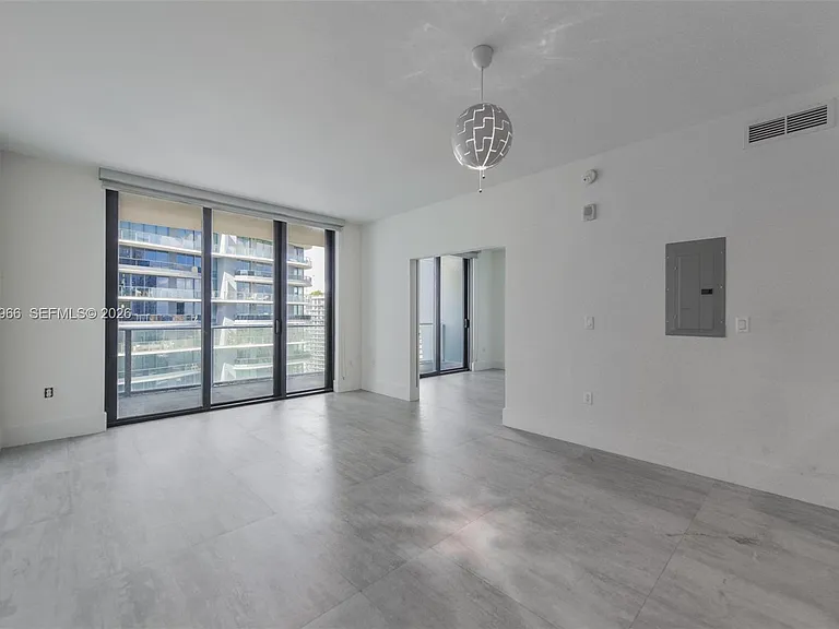 1010 Brickell Ave #4607 — Photo 3