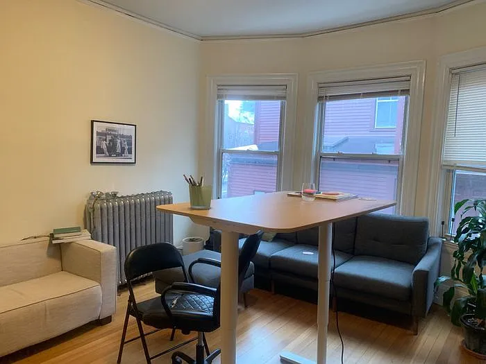 354 Harvard St — Photo 14
