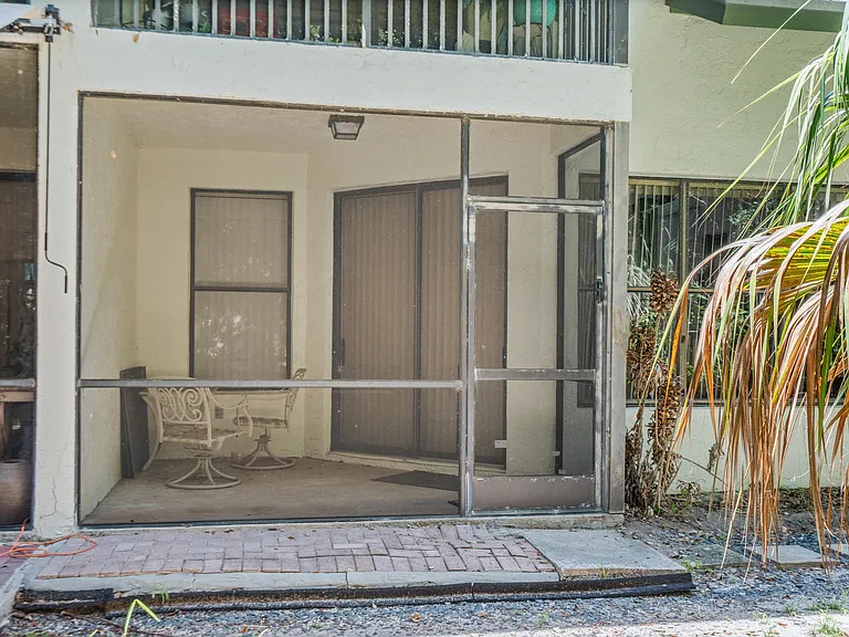 5280 SE Seascape Way #101 — Photo 34