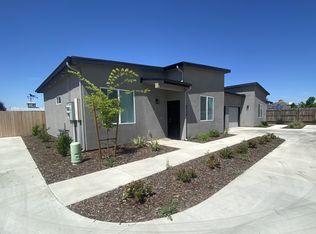 4106 E Kaweah Ave, Visalia, CA 93292