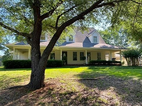 1st image of 104 Oakapple Ct