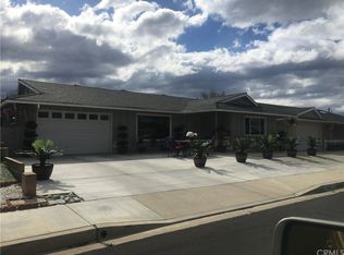 1221 Amberwood Dr, Hemet, CA 92543