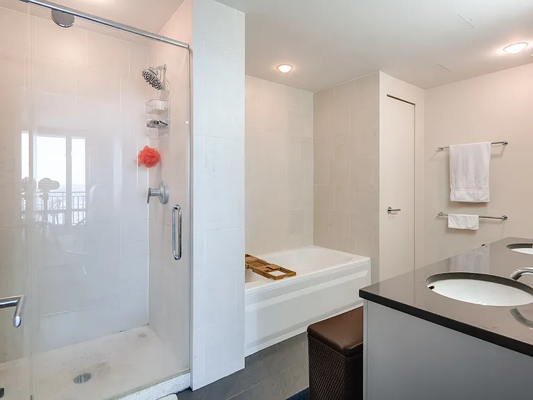 2101 Market St #3201 — Photo 15