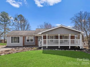 443 Picadilly Ln, Troutman, NC 28166