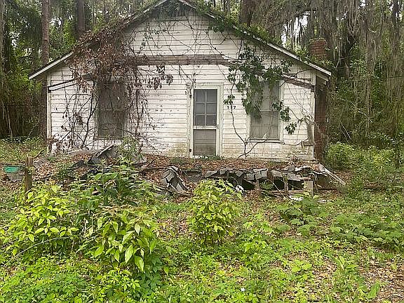 4th image of 117 Crooms Rd