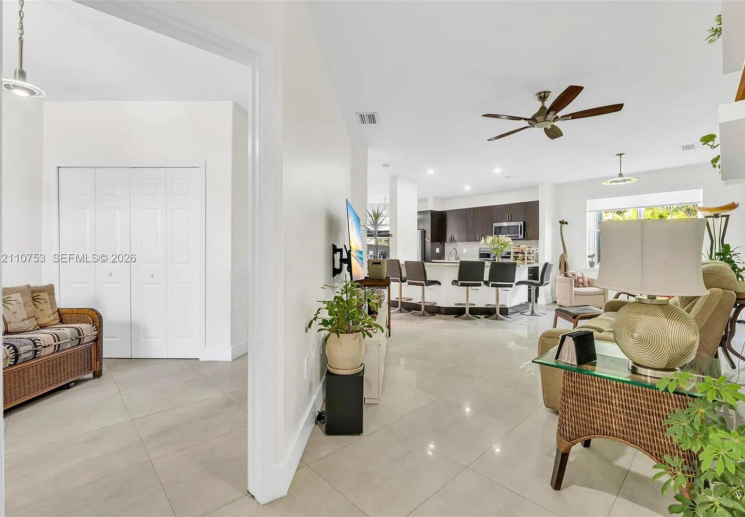 5570 NW 107th Ave — Photo 3