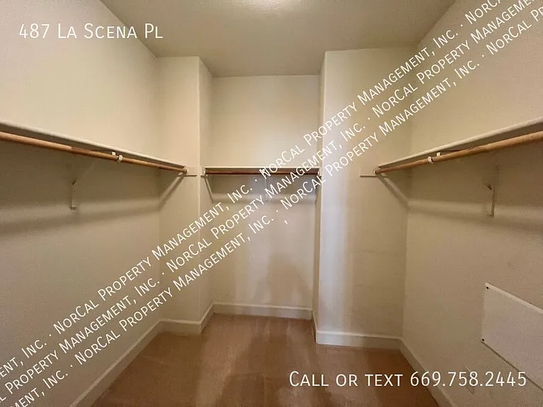 487 La Scena Pl — Photo 19