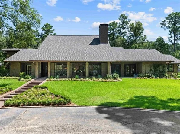 708 Richardson Dr, Henderson, TX 75654