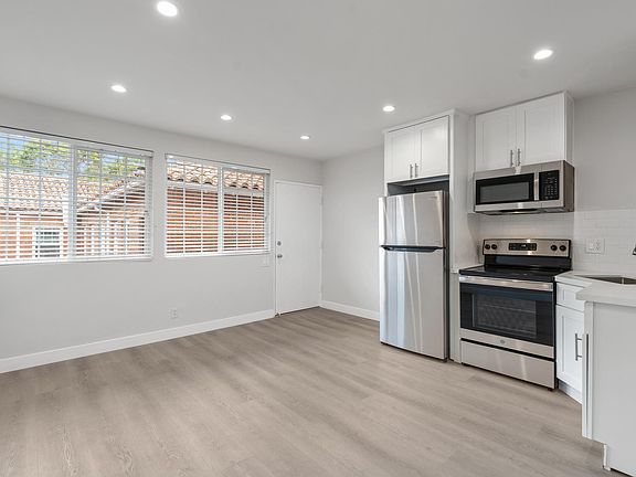 5th image of 144 N Swall Dr APT D