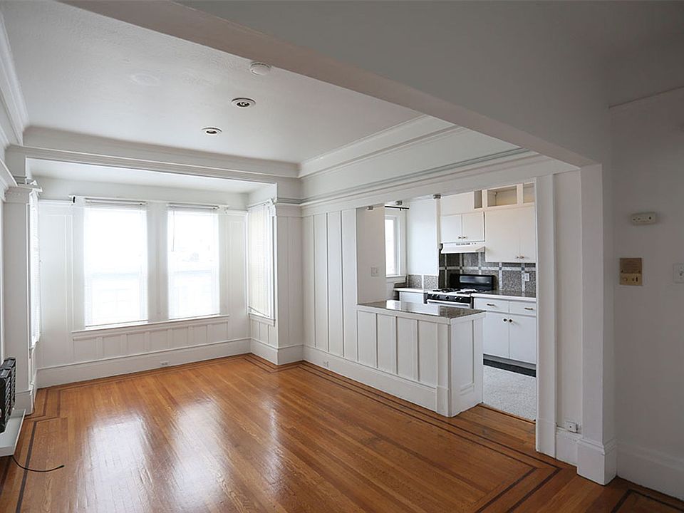 1st image of 500 7th Ave APT 7