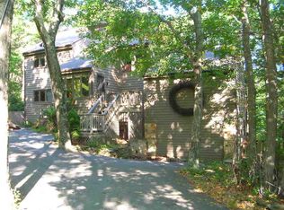 58 S Forest Dr, Roseland, VA 22967
