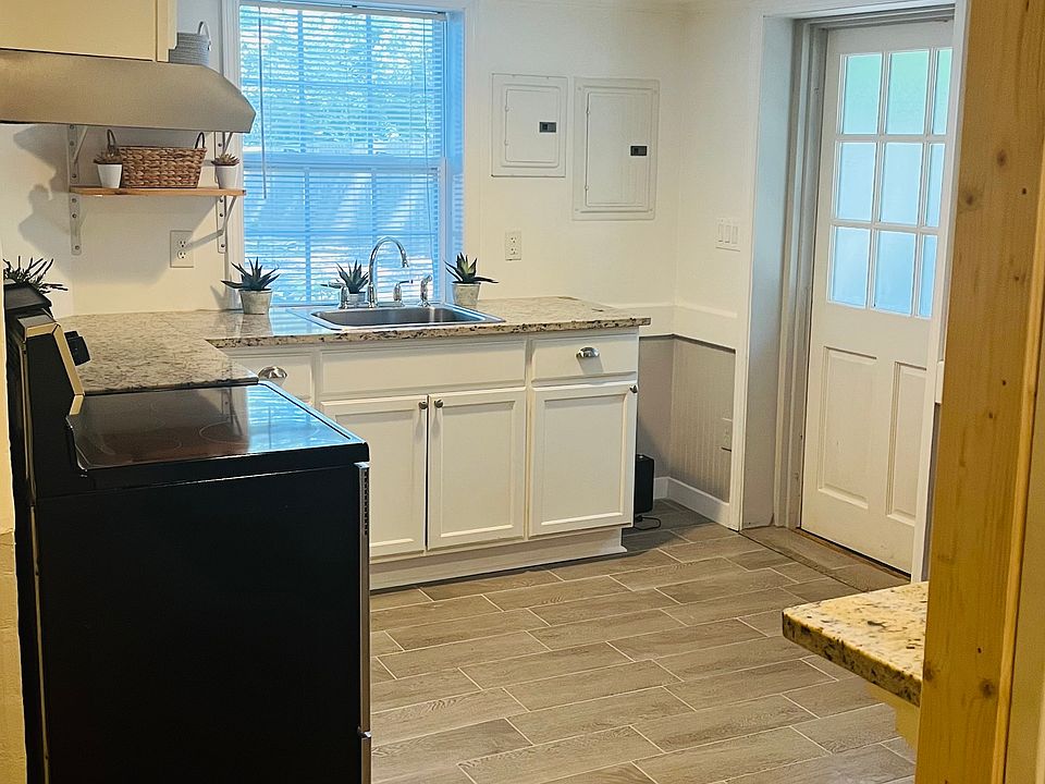 Kitchen 3