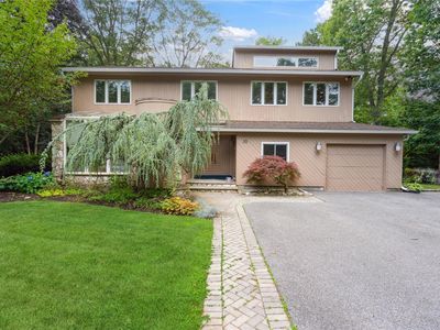 35 Stratford Avenue, Dix Hills, NY, 11746