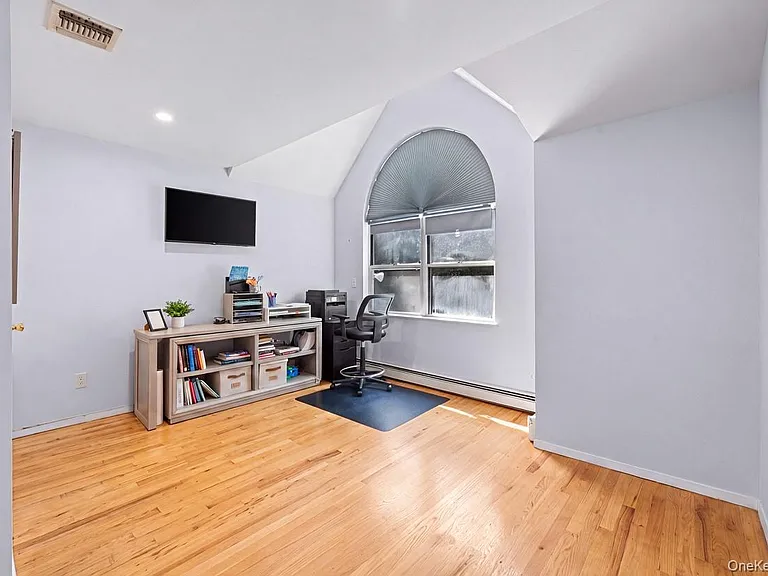 34 Hammond Rd — Photo 13