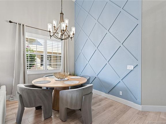 5th image of 2973 SW Porpoise Cir