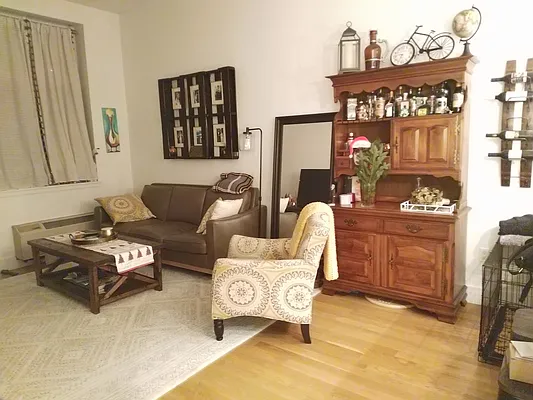 Rented by Fiddler Realty | media 22