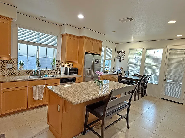 17160 Glen Aspen Dr — Photo 4