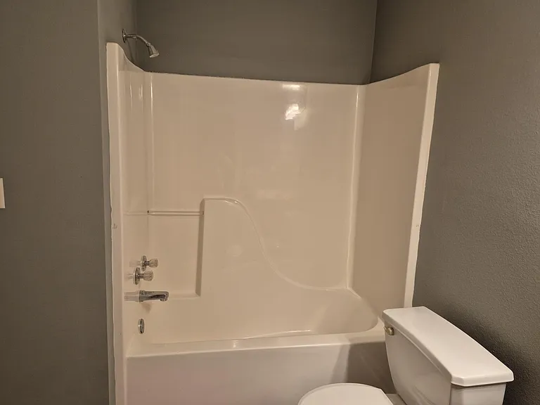712 Michael Dr — Photo 25
